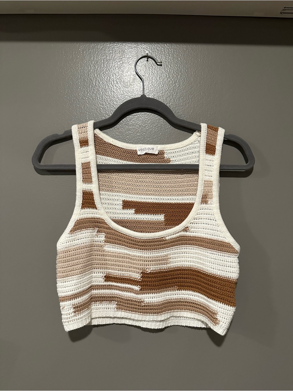 vestique Striped Knit Crochet Crop Top in White and Brown
